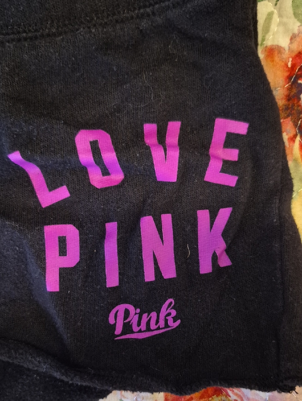 VS PINK shorts - Picture 2 of 4